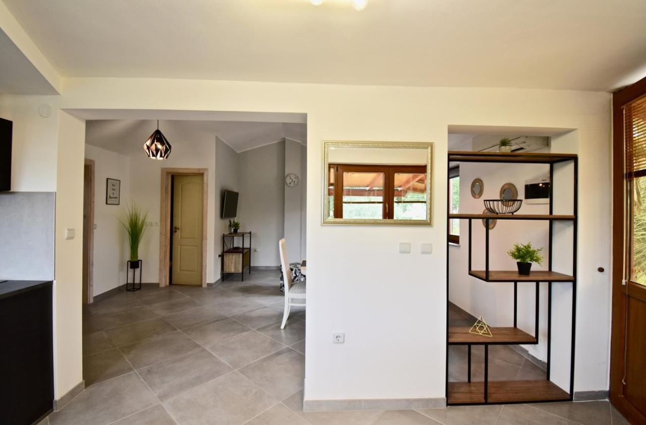 Relaxing Holiday House With Terrace Sea View 梅杜林 外观 照片